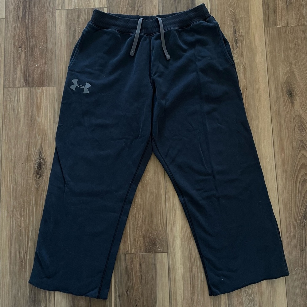 XL Black Loose Under Armour Sweats
